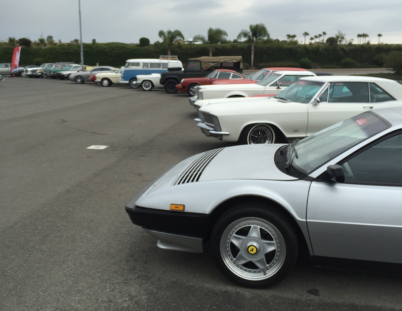 Illustration for article titled The Beautiful Gorgeousness Of A Classic Auto Auction On A Rainy Day